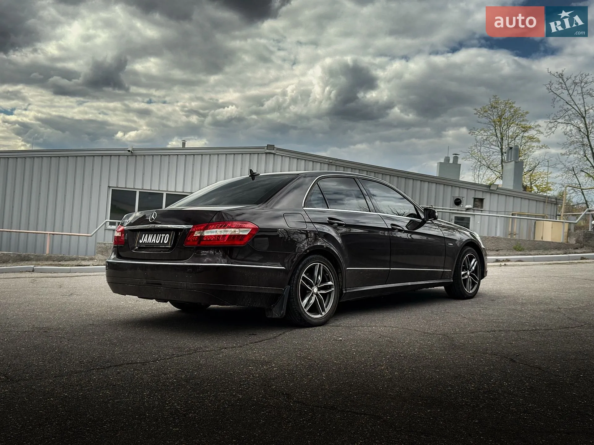 2011 Mercedes-Benz E-klasse - мініатюра 2