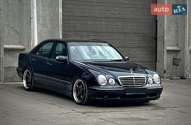 Седан Mercedes-Benz E-Class 1999 в Дніпрі