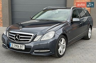 Універсал Mercedes-Benz E-Class 2011 в Чернівцях