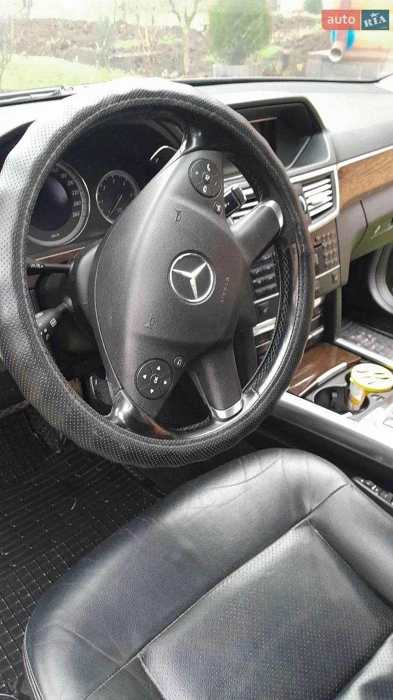 2012 Mercedes-Benz E-klasse - мініатюра 11