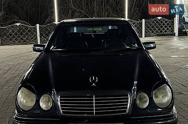 Седан Mercedes-Benz E-Class 1998 в Ровно