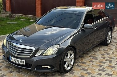 Седан Mercedes-Benz E-Class 2009 в Одесі