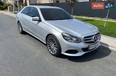 Седан Mercedes-Benz E-Class 2013 в Ужгороді