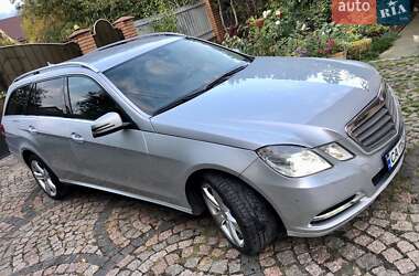 Универсал Mercedes-Benz E-Class 2012 в Киеве