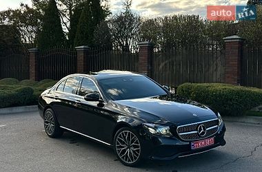 Седан Mercedes-Benz E-Class 2018 в Умані