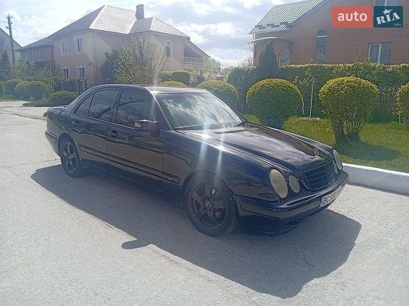 Mercedes-Benz E-Class 2001