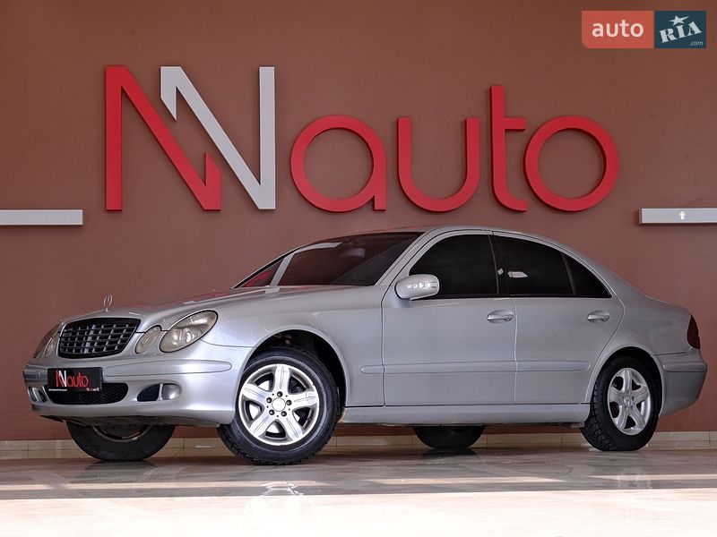 Mercedes-Benz E-Class 2005