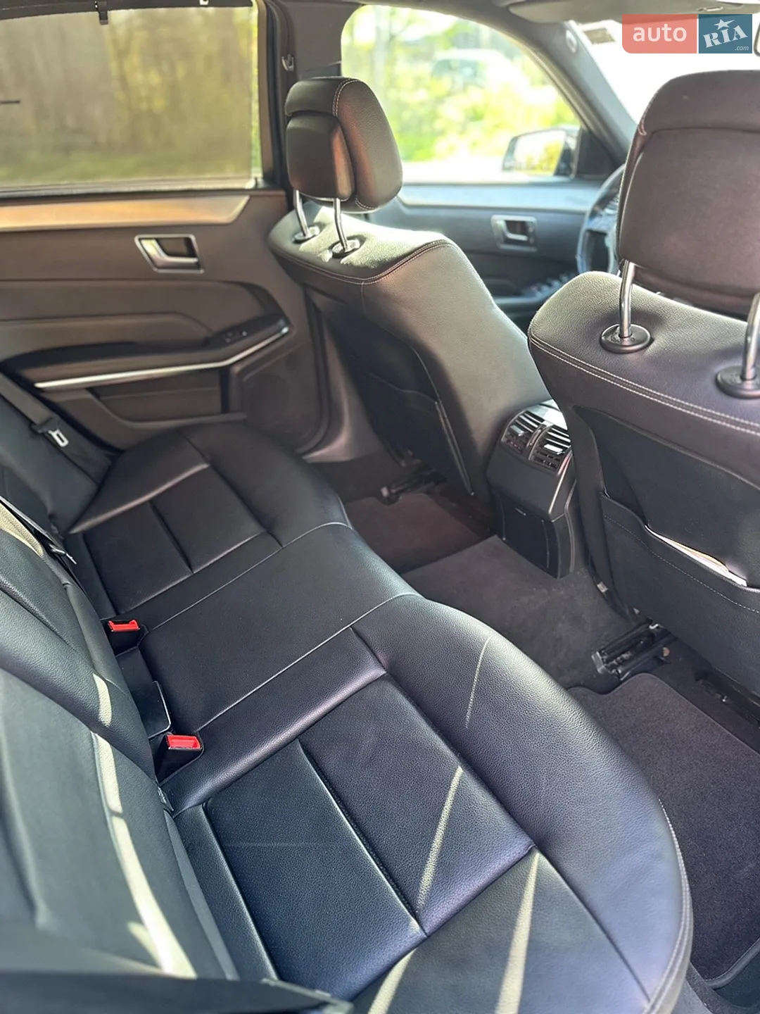 2013 Mercedes-Benz E-klasse - мініатюра 18