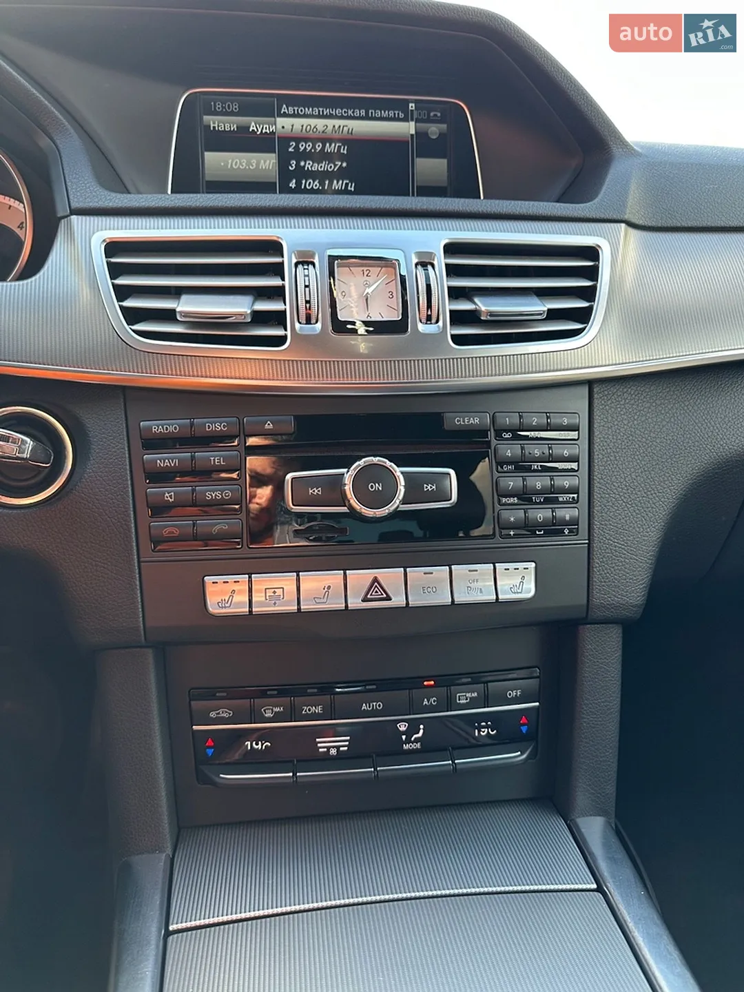 2013 Mercedes-Benz E-klasse - мініатюра 24