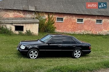 Седан Mercedes-Benz E-Class 1994 в Березівці