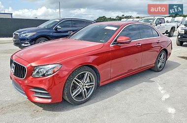 Седан Mercedes-Benz E-Class 2019 в Києві