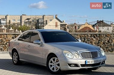Седан Mercedes-Benz E-Class 2008 в Самборе