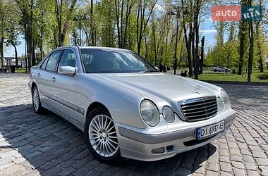 Седан Mercedes-Benz E-Class 2001 в Шишаки