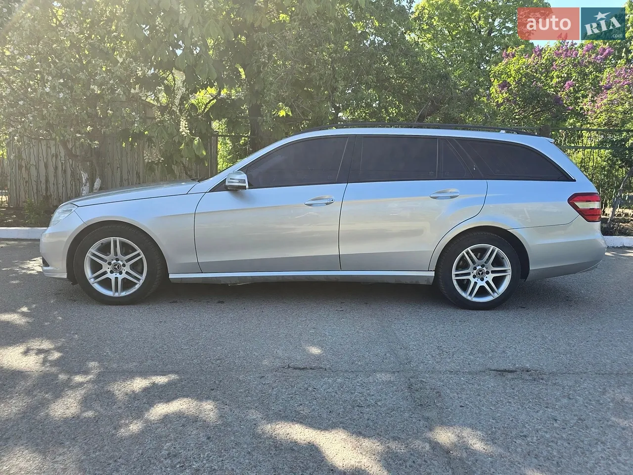 2010 Mercedes-Benz E-klasse - мініатюра 25