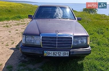 Седан Mercedes-Benz E-Class 1991 в Одесі