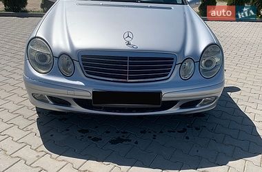 Седан Mercedes-Benz E-Class 2002 в Грозинцях