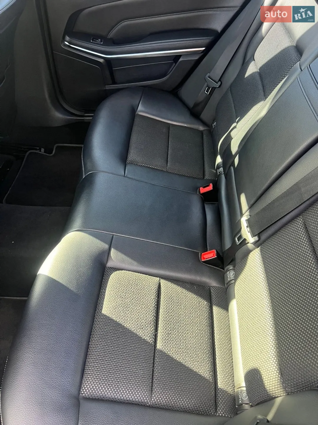 2013 Mercedes-Benz E-klasse - мініатюра 26