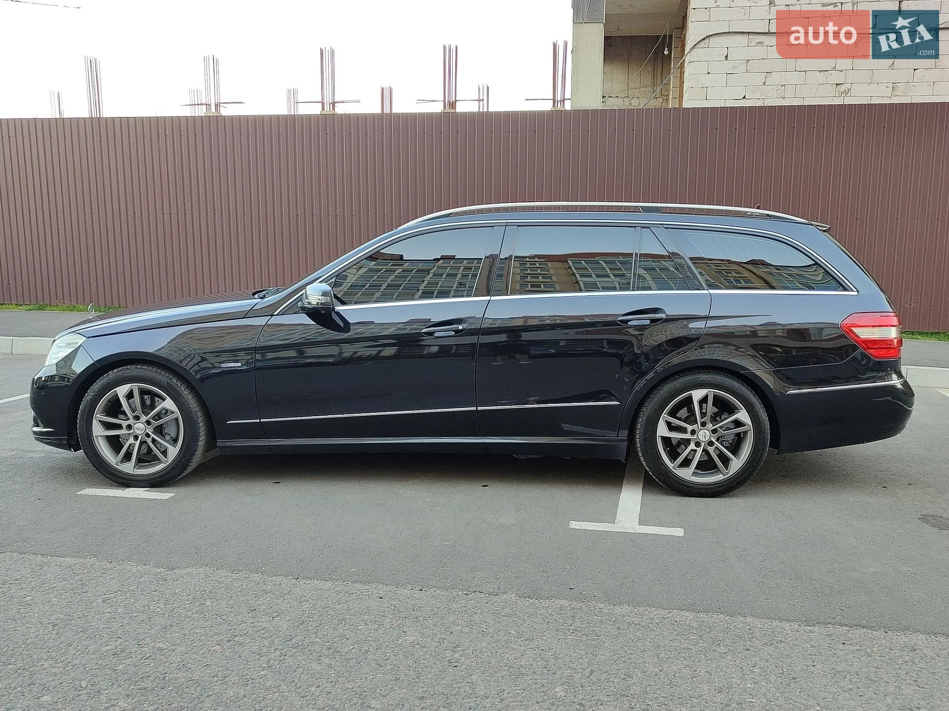 2010 Mercedes-Benz E-klasse - мініатюра 4