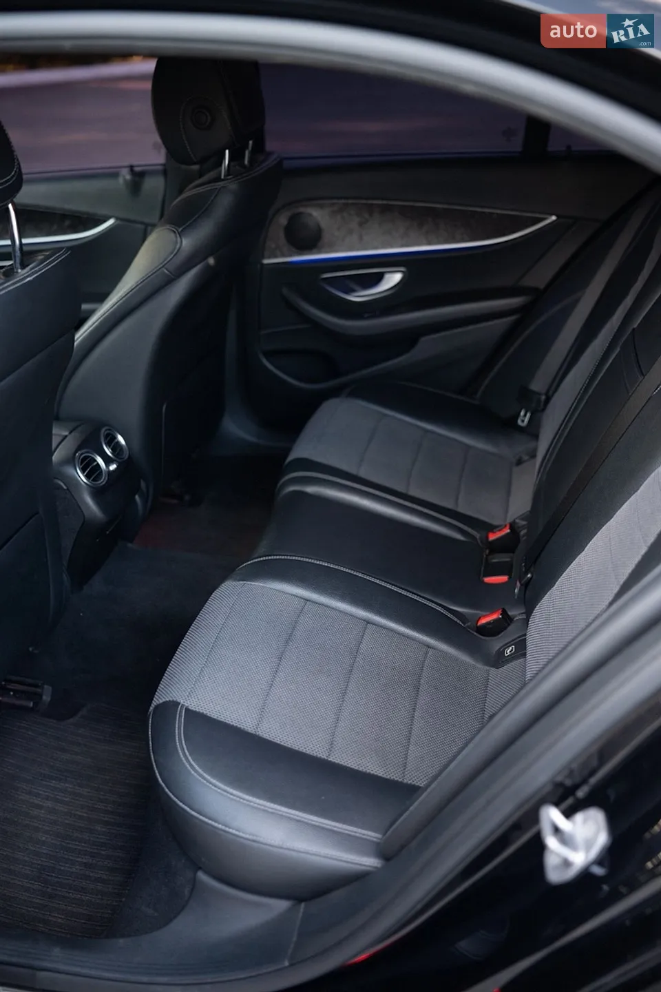 2016 Mercedes-Benz E-klasse - мініатюра 22