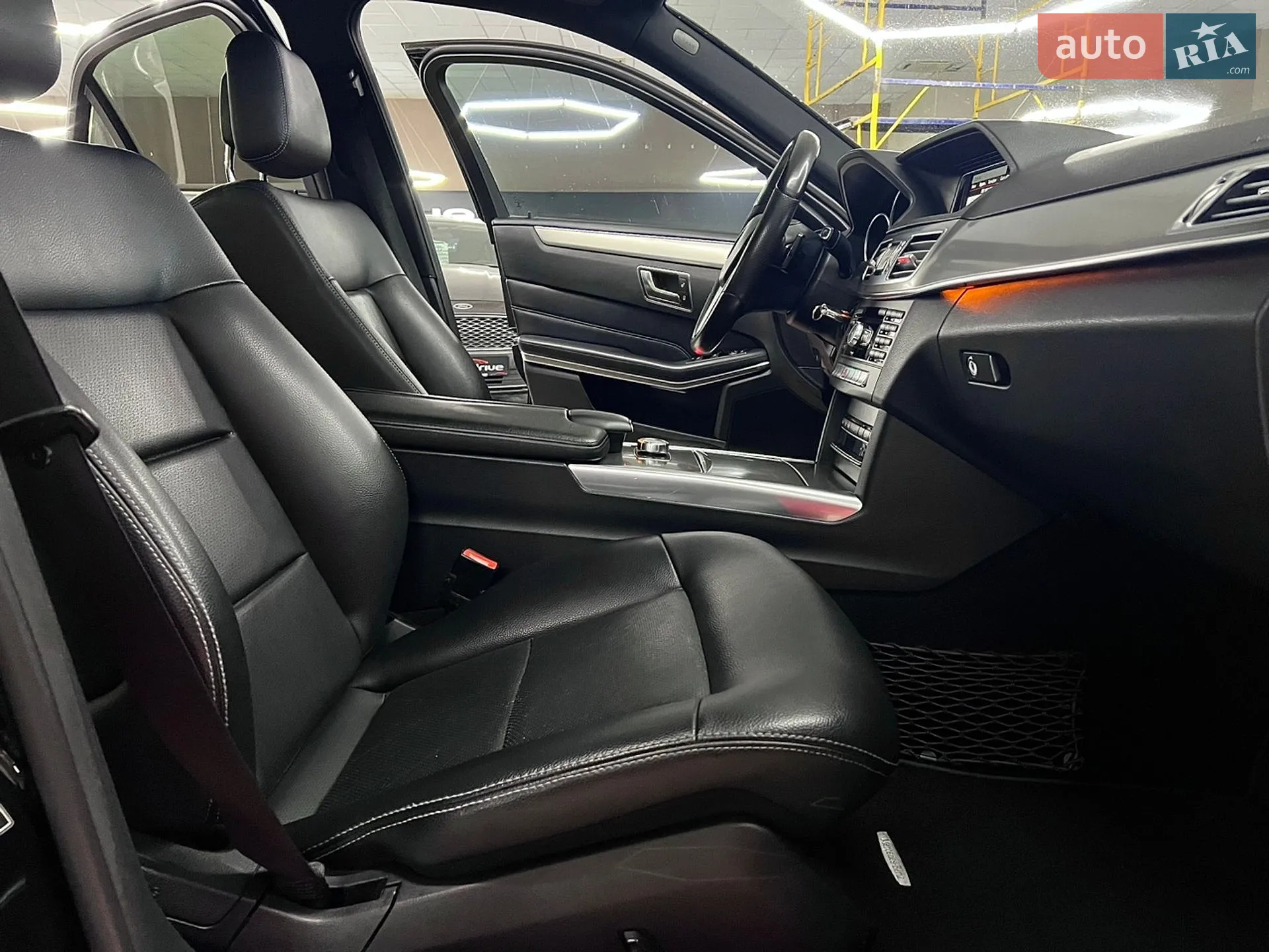 2014 Mercedes-Benz E-klasse - мініатюра 22