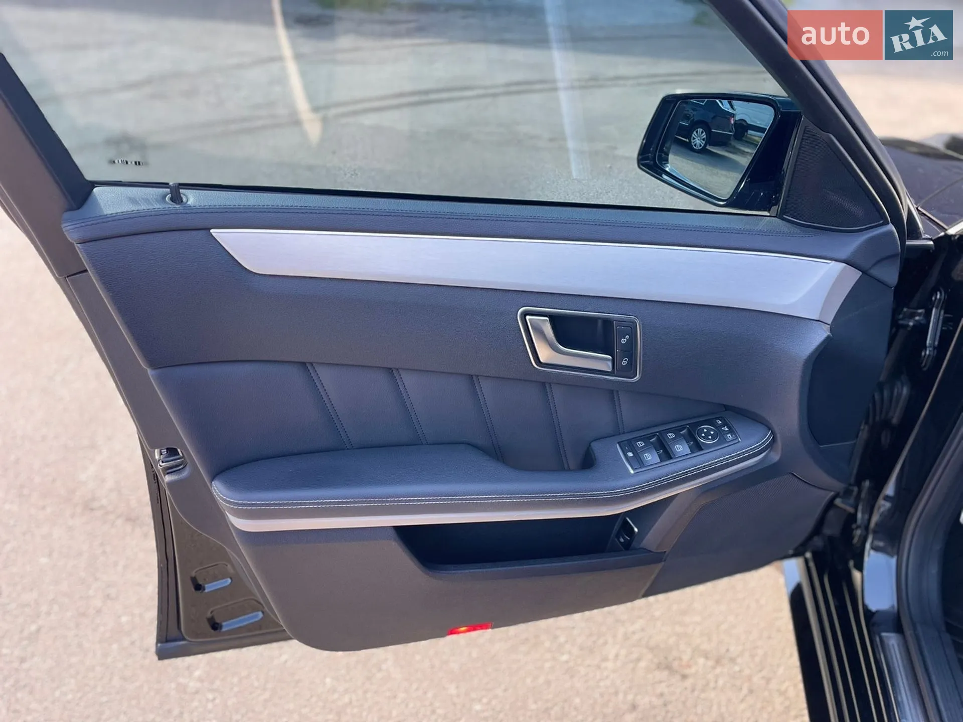 2013 Mercedes-Benz E-klasse - мініатюра 9