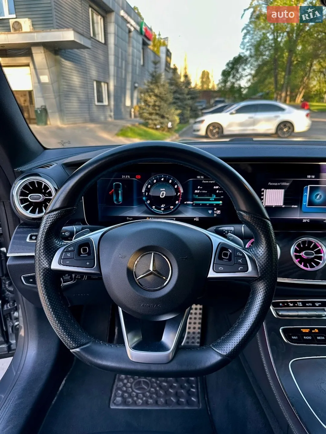 2017 Mercedes-Benz E-klasse - мініатюра 31