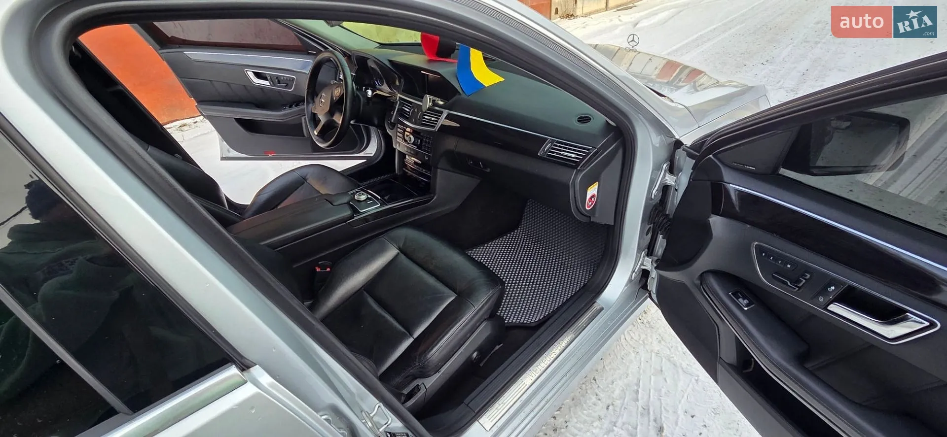 2011 Mercedes-Benz E-klasse - мініатюра 27