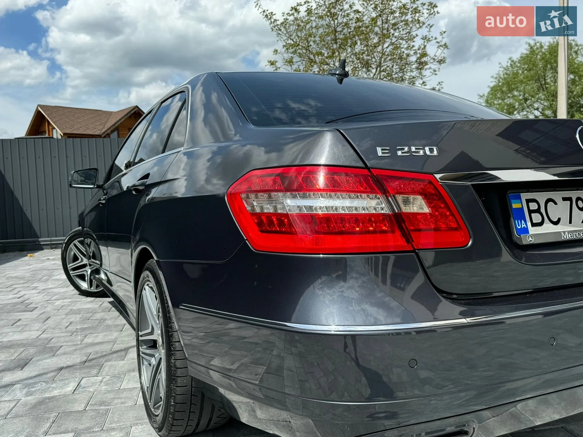 2012 Mercedes-Benz E-klasse - мініатюра 40