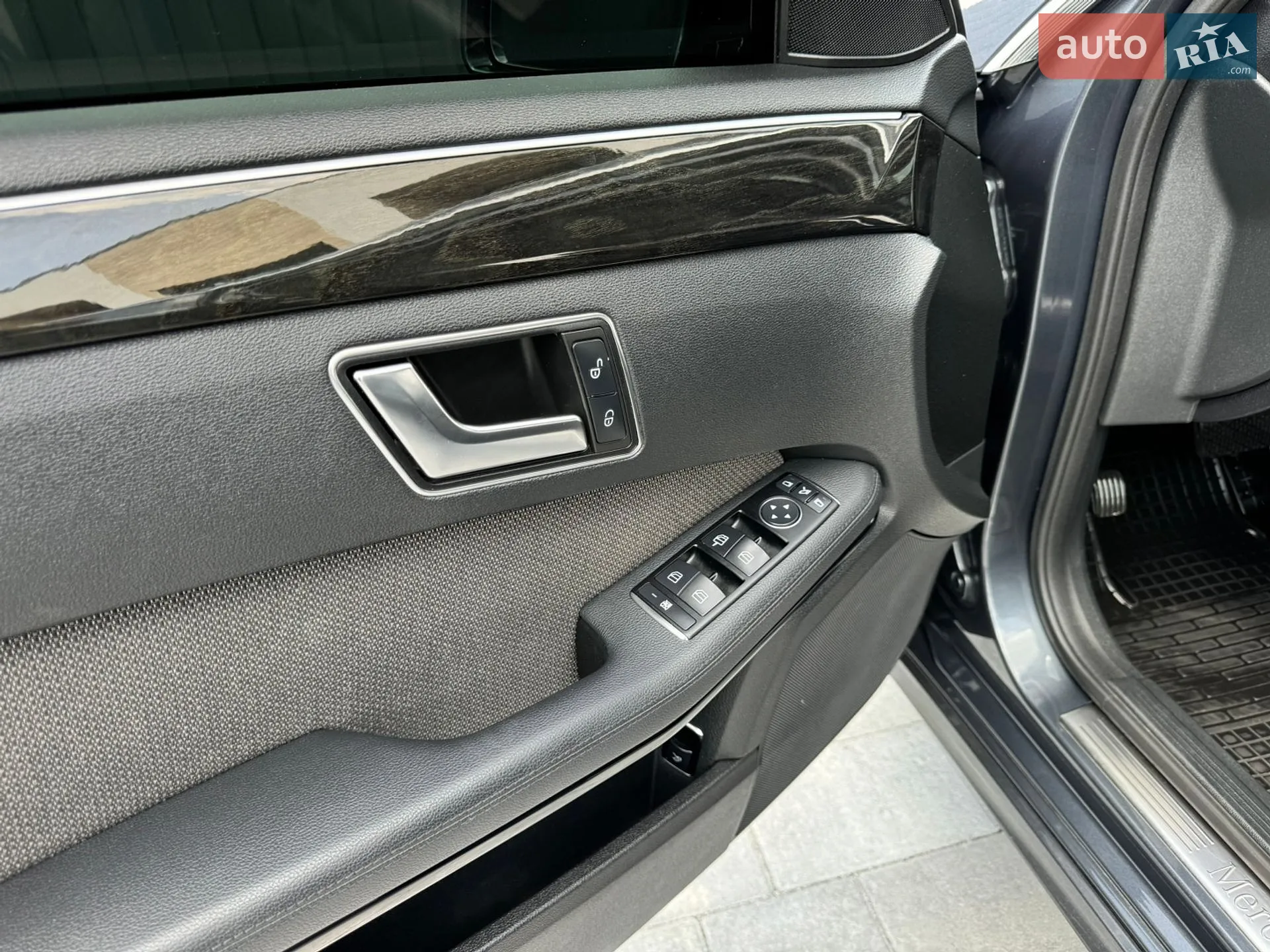 2012 Mercedes-Benz E-klasse - мініатюра 63