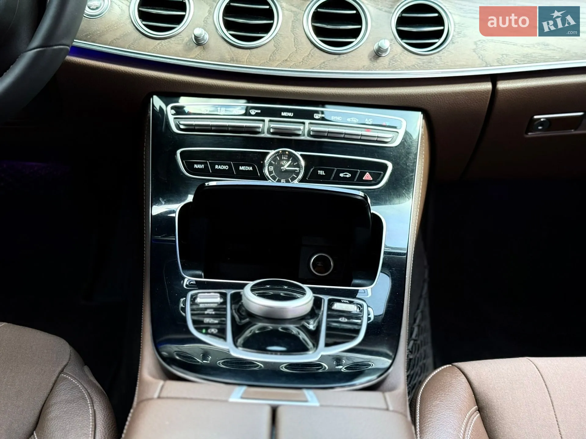 2016 Mercedes-Benz E-klasse - мініатюра 17
