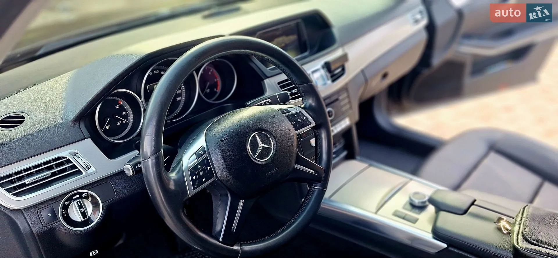 2015 Mercedes-Benz E-klasse - мініатюра 18