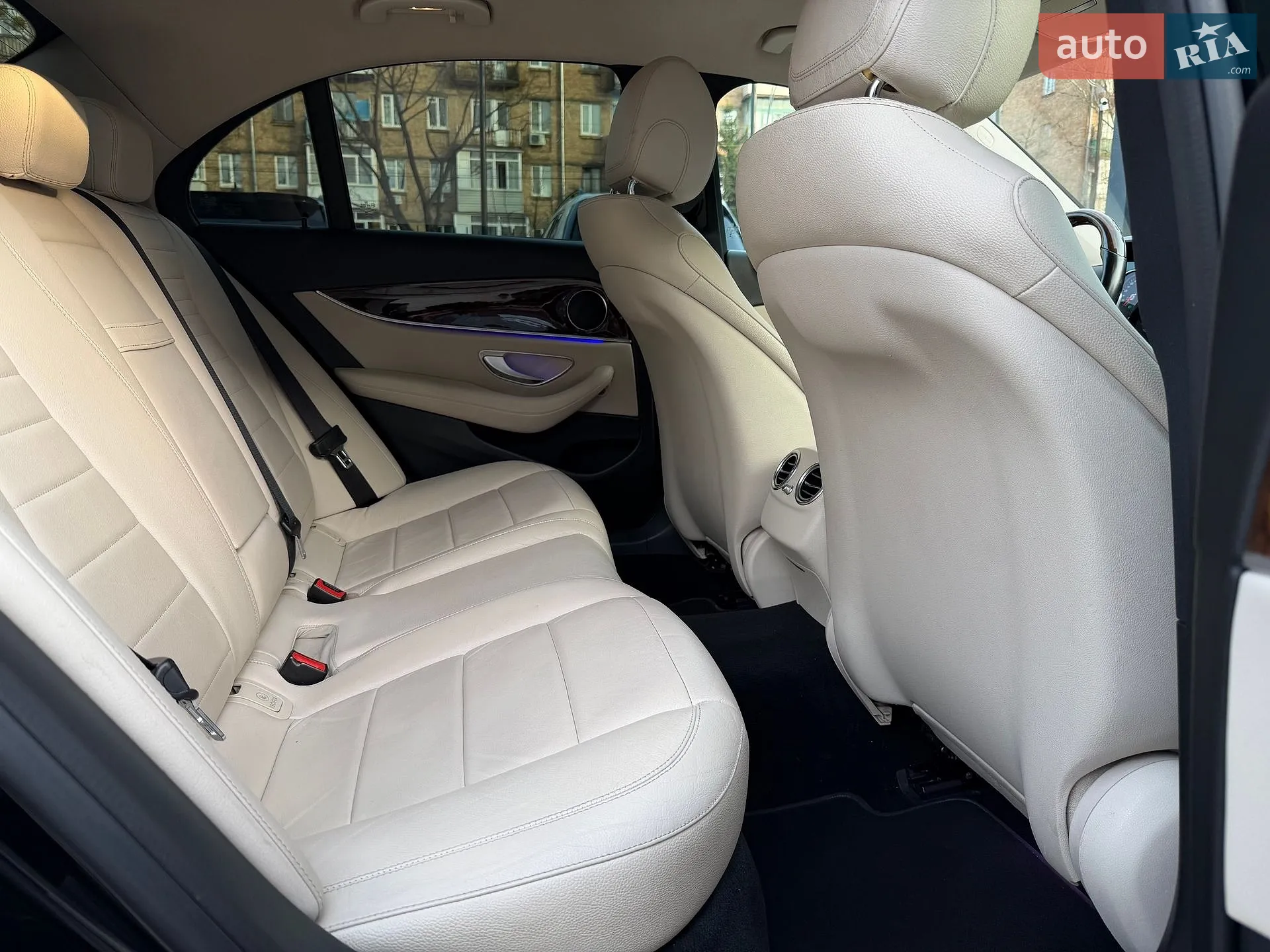 2016 Mercedes-Benz E-klasse - мініатюра 32