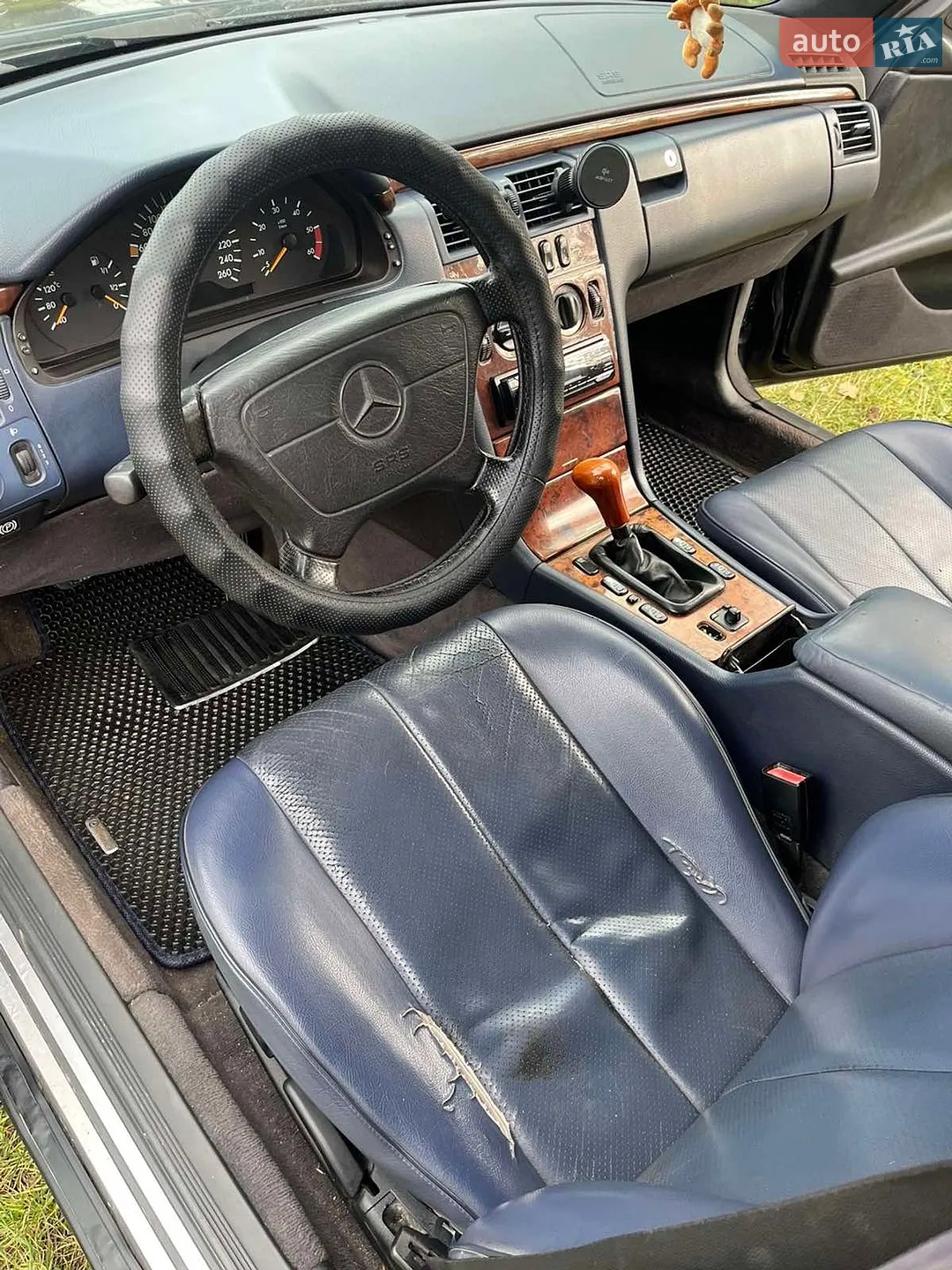 Mercedes-Benz E-Class 1998 VIN WDB2100151A710442 фото оголошення 24 з 42