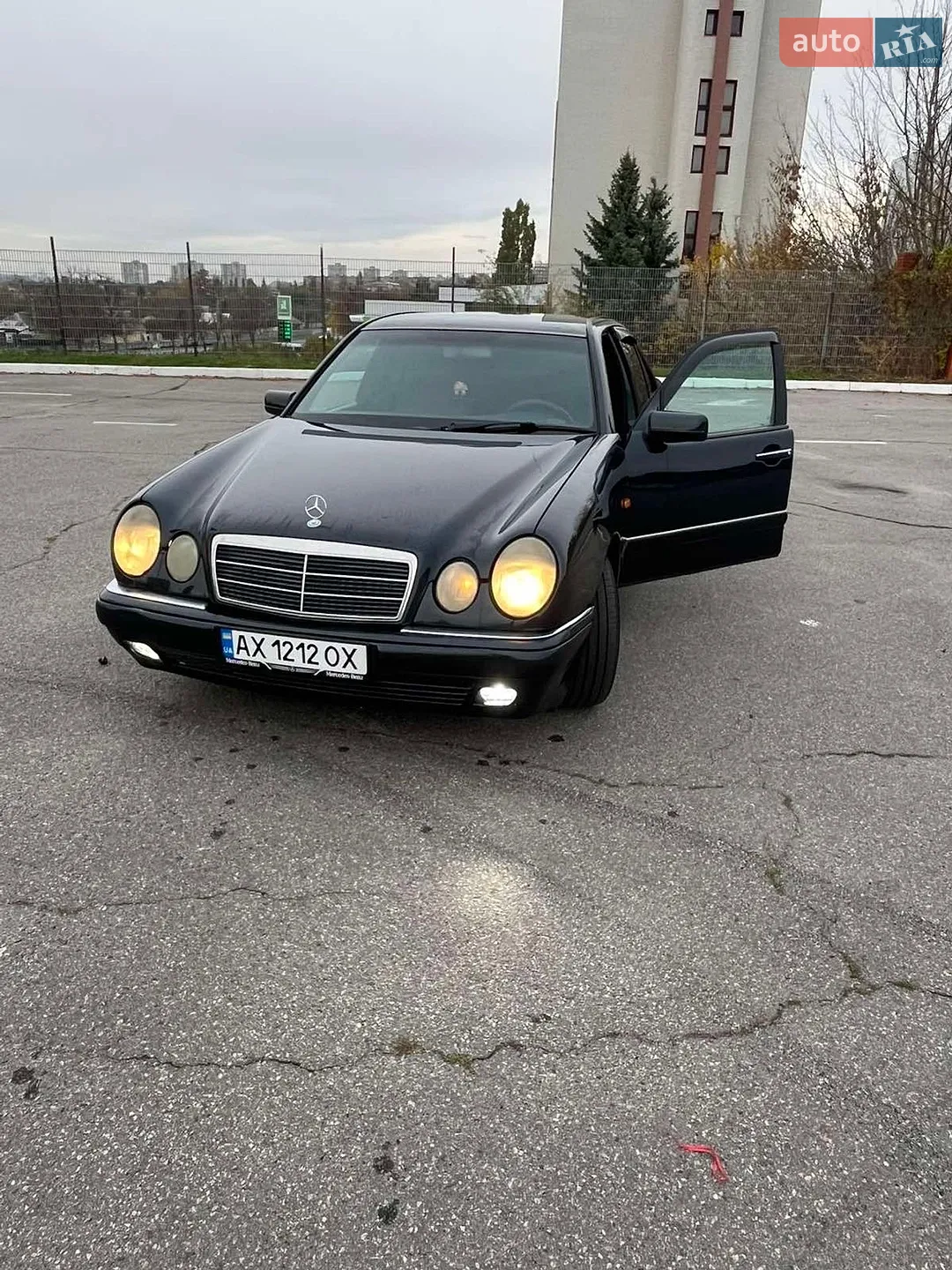 Mercedes-Benz E-Class 1998 VIN WDB2100151A710442 фото оголошення 40 з 42