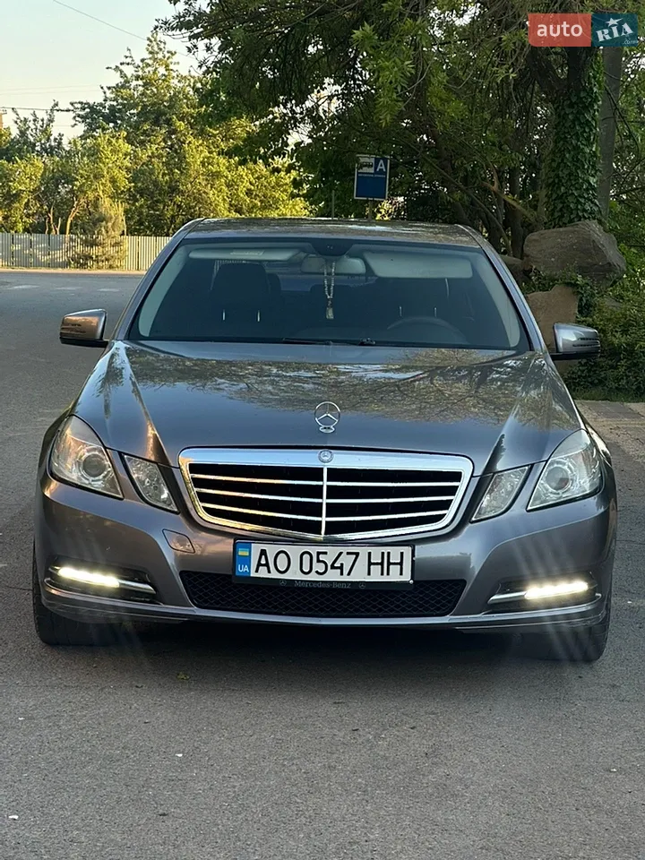2011 Mercedes-Benz E-klasse - мініатюра 32