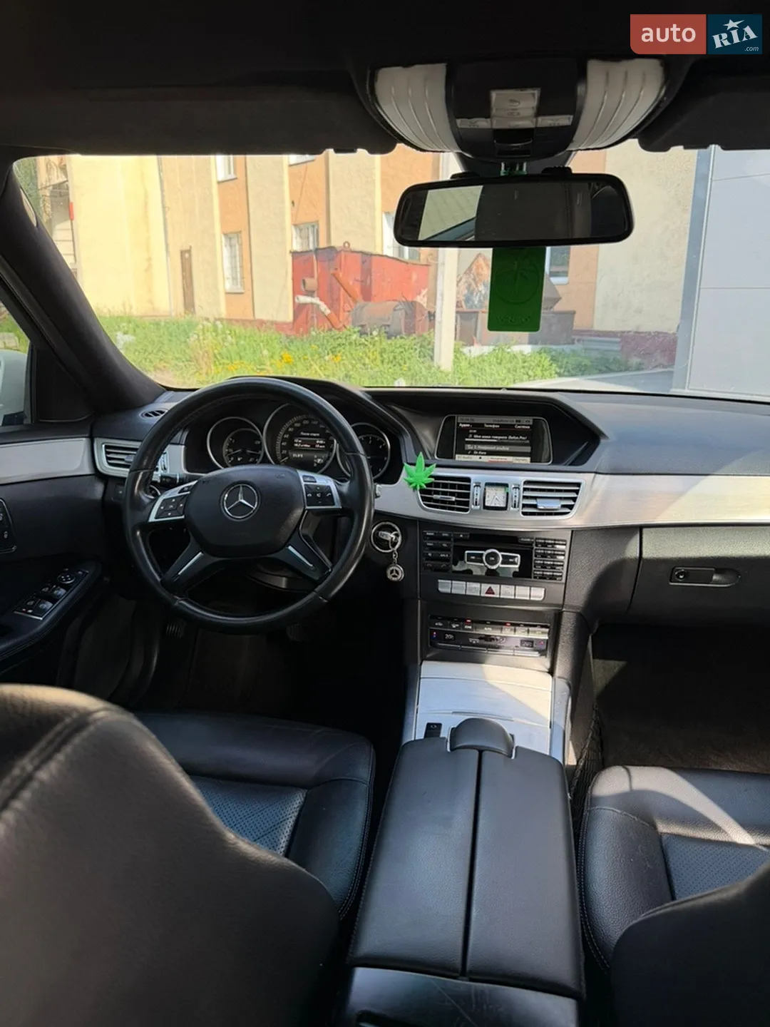 2013 Mercedes-Benz E-klasse - мініатюра 41