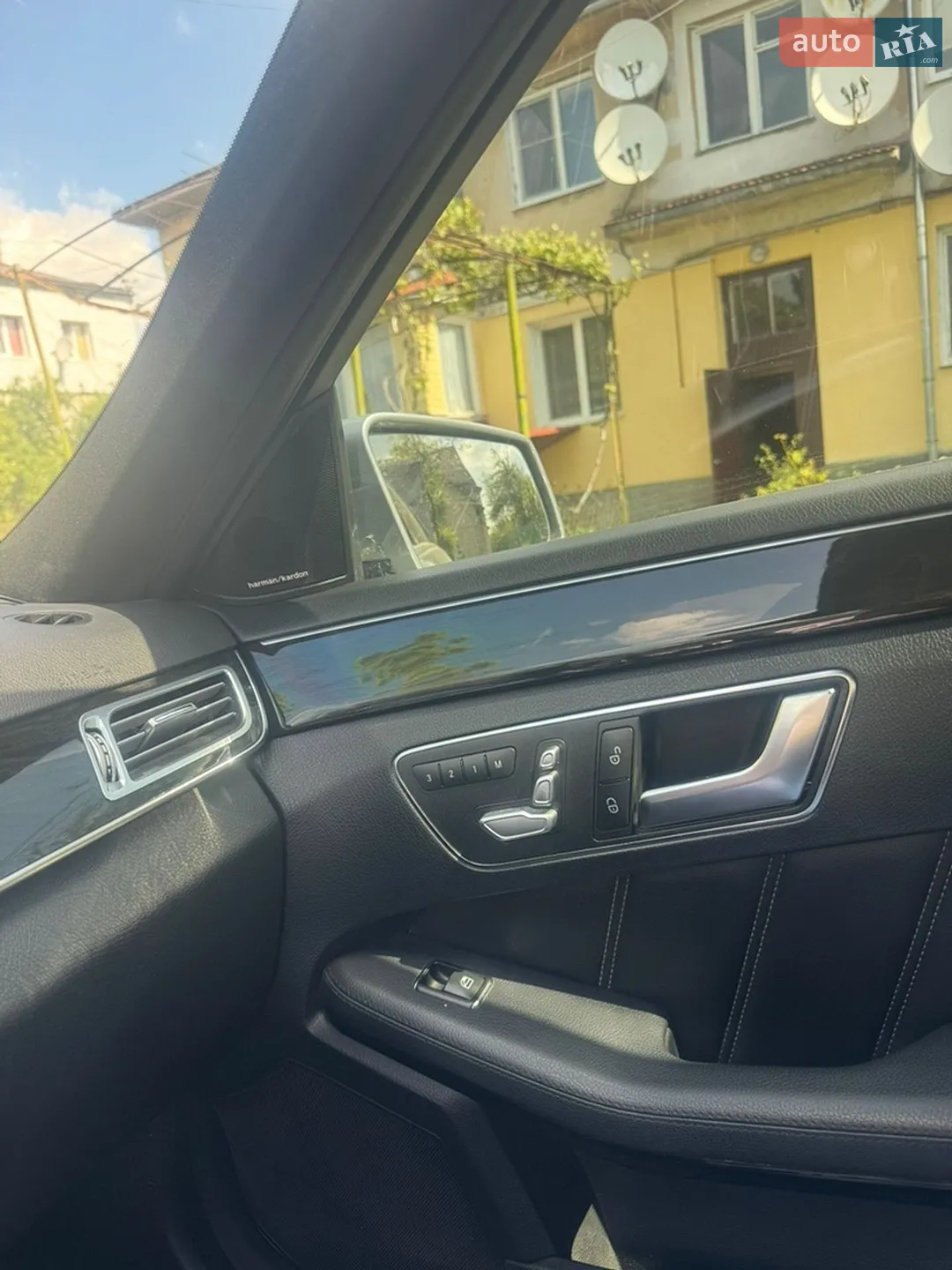 2013 Mercedes-Benz E-klasse - мініатюра 33