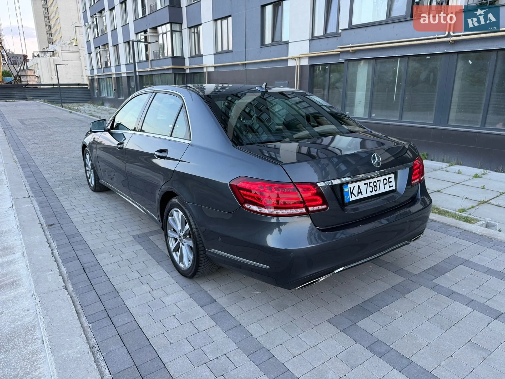 2013 Mercedes-Benz E-klasse - мініатюра 10