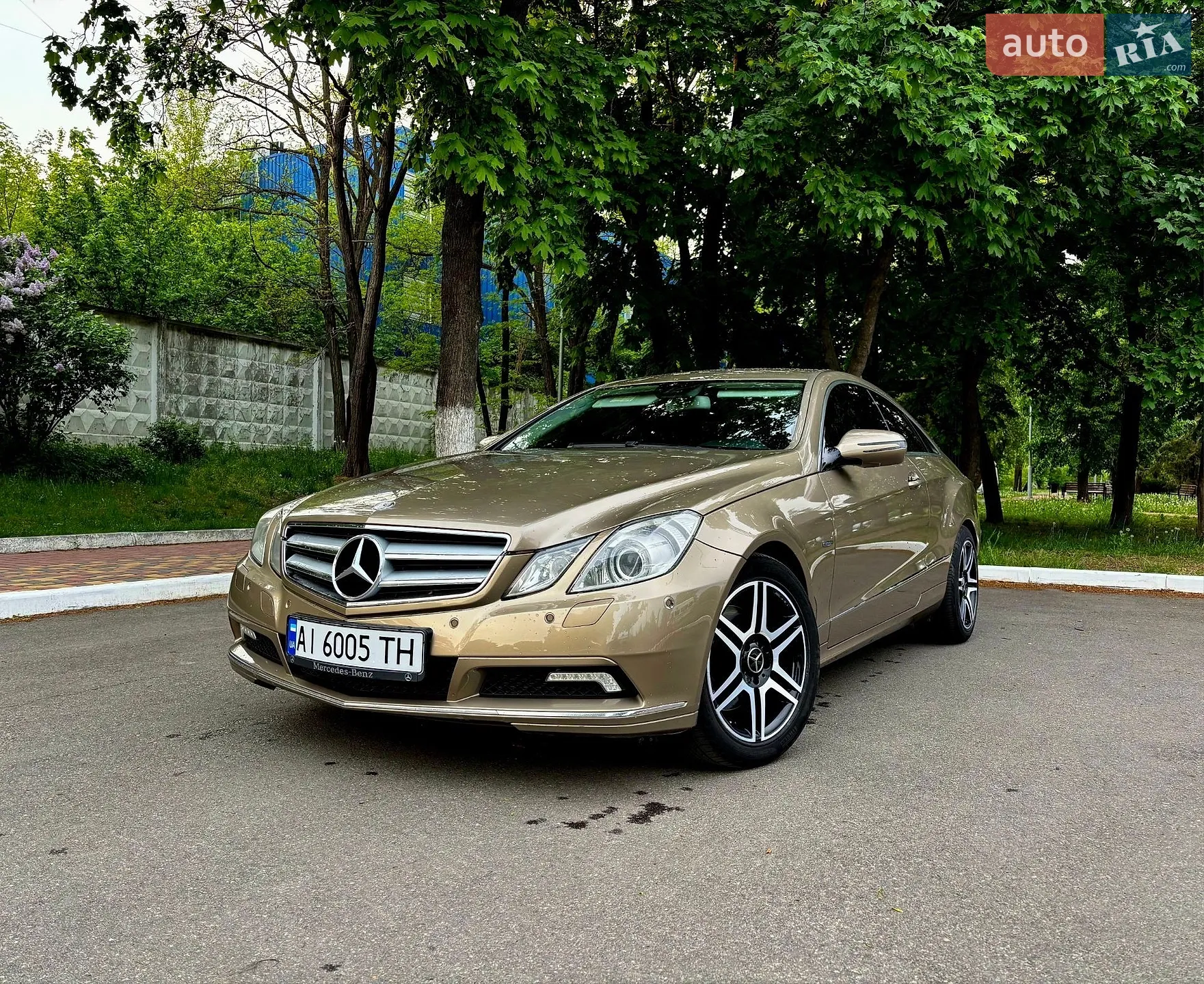 2010 Mercedes-Benz E-klasse - мініатюра 2