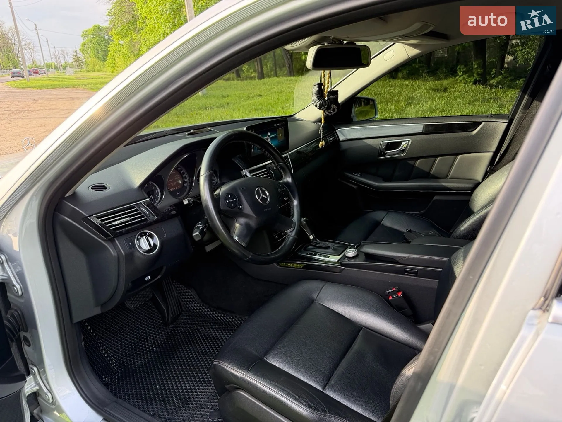 2011 Mercedes-Benz E-klasse - мініатюра 11