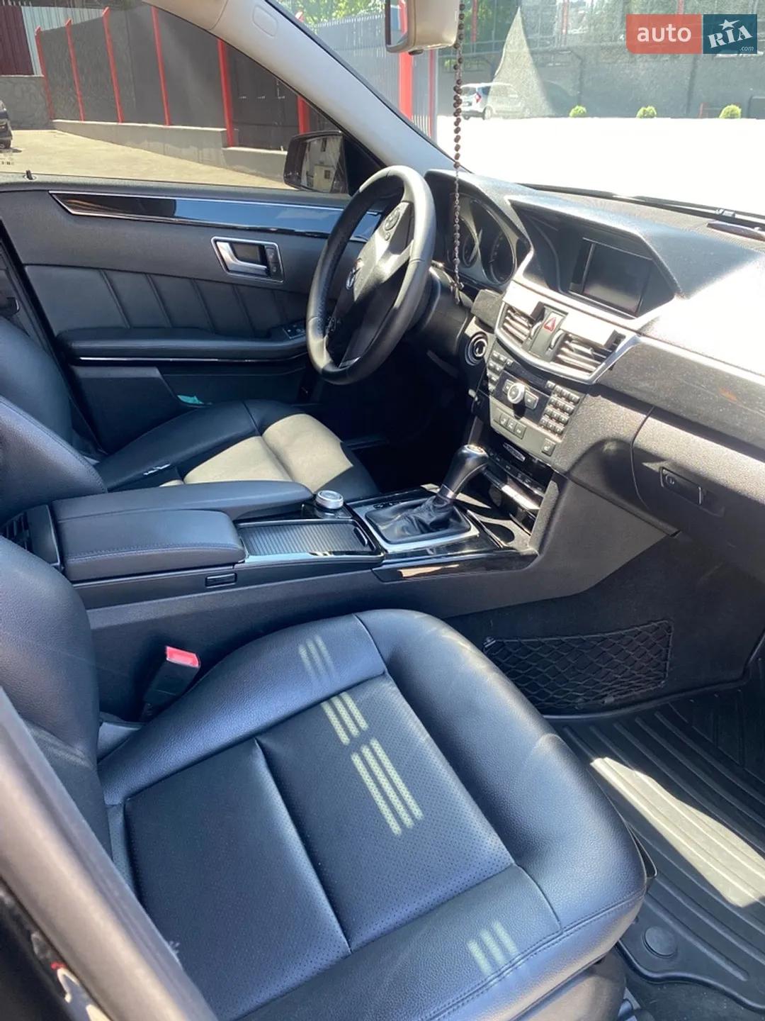 2011 Mercedes-Benz E-klasse - мініатюра 18