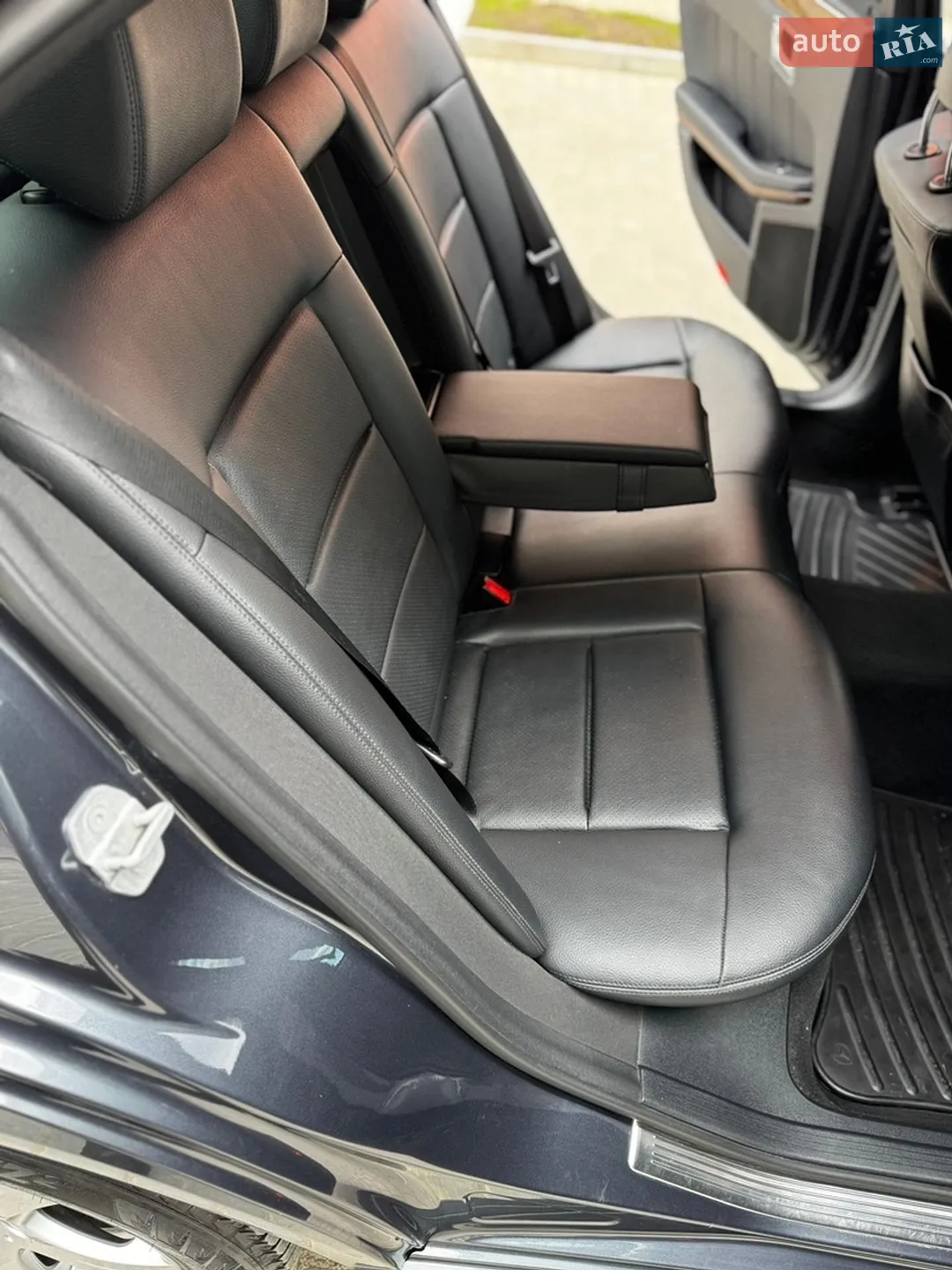 2010 Mercedes-Benz E-klasse - мініатюра 12