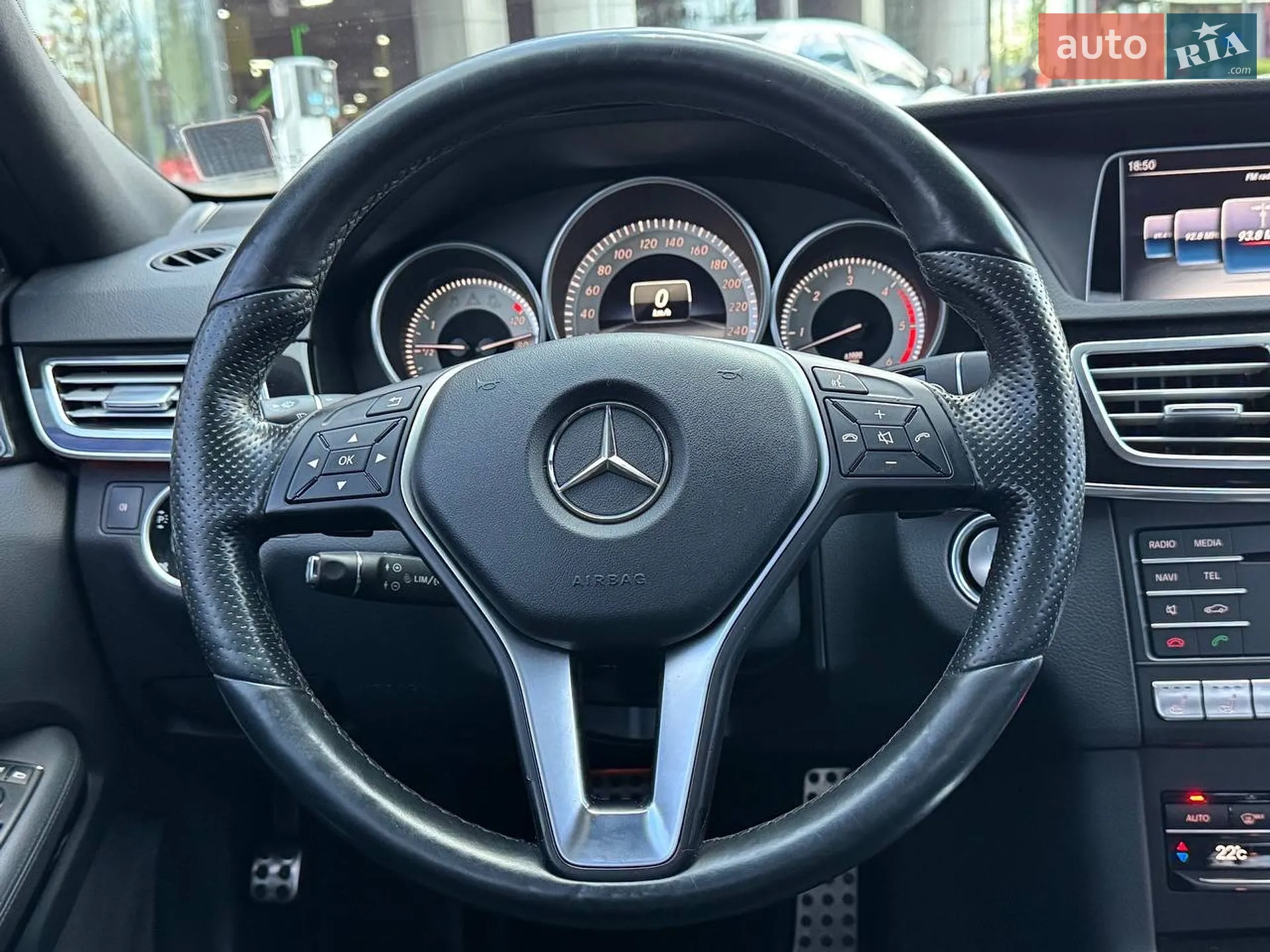 2015 Mercedes-Benz E-klasse - мініатюра 16