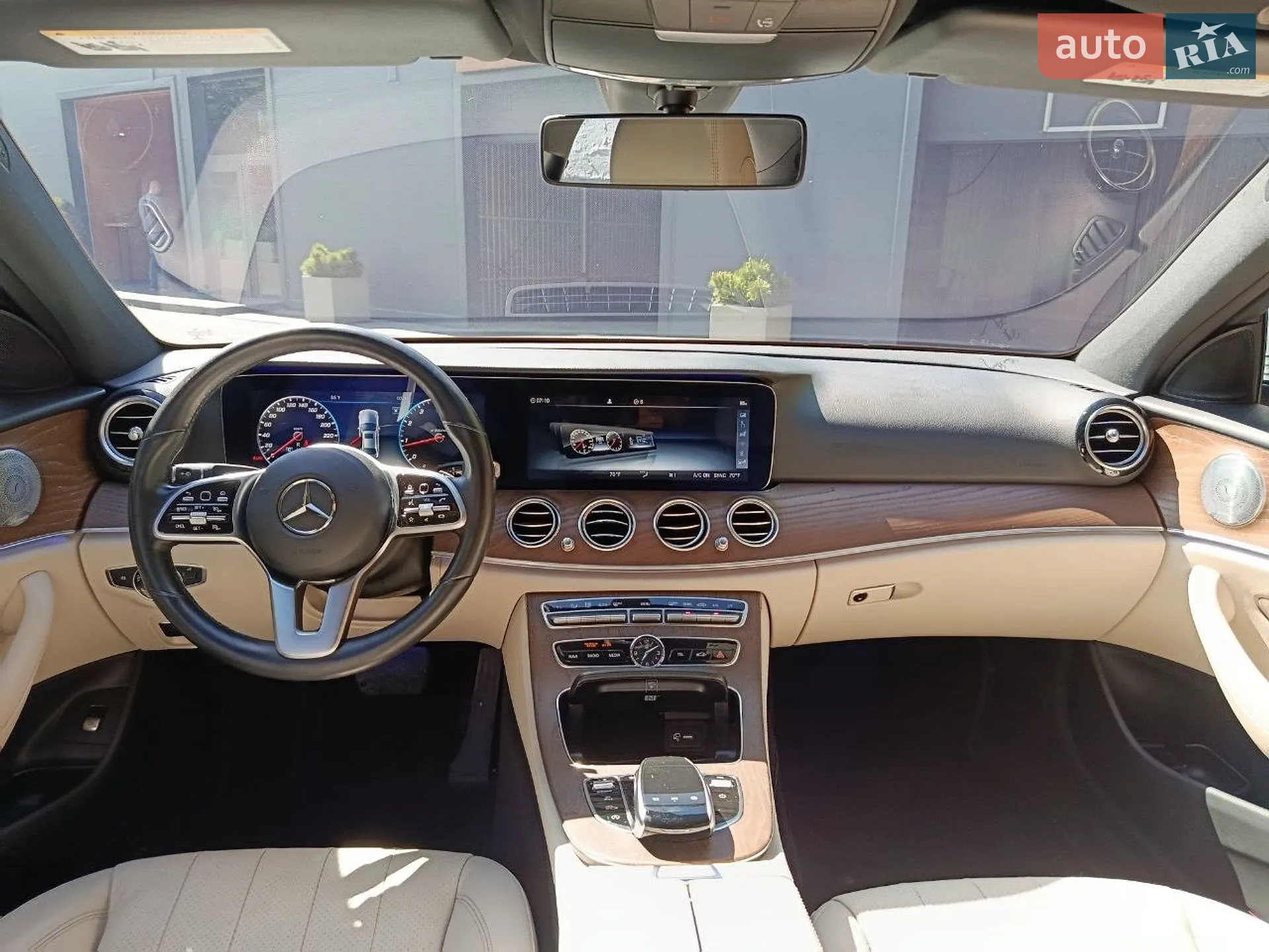 Mercedes-Benz E-Class 2019 VIN WDDZF8EB3LA699420 фото оголошення 19 з 22