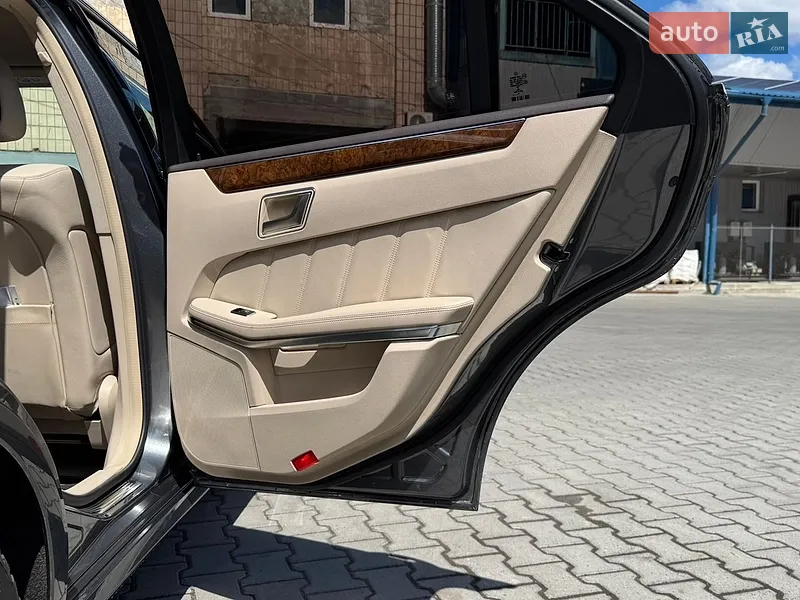 Mercedes-Benz E-Class 2013 VIN WDD2120021A928049 фото оголошення 24 з 79