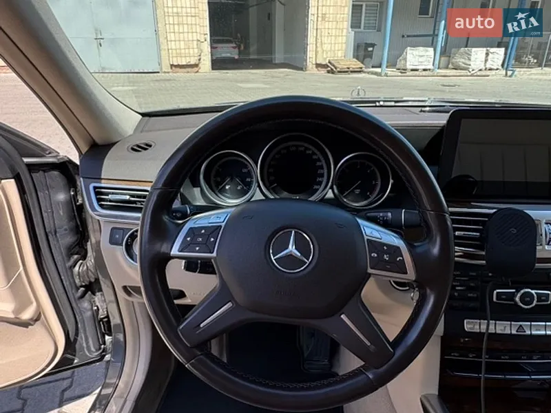 Mercedes-Benz E-Class 2013 VIN WDD2120021A928049 фото оголошення 30 з 79