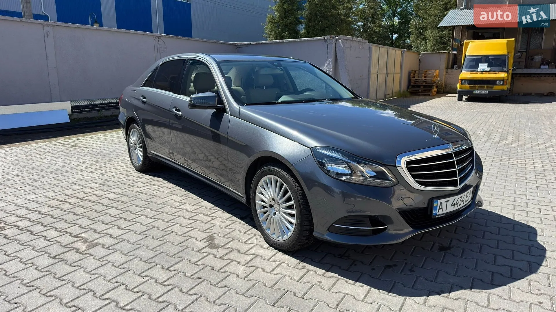 2013 Mercedes-Benz E-klasse - мініатюра 40