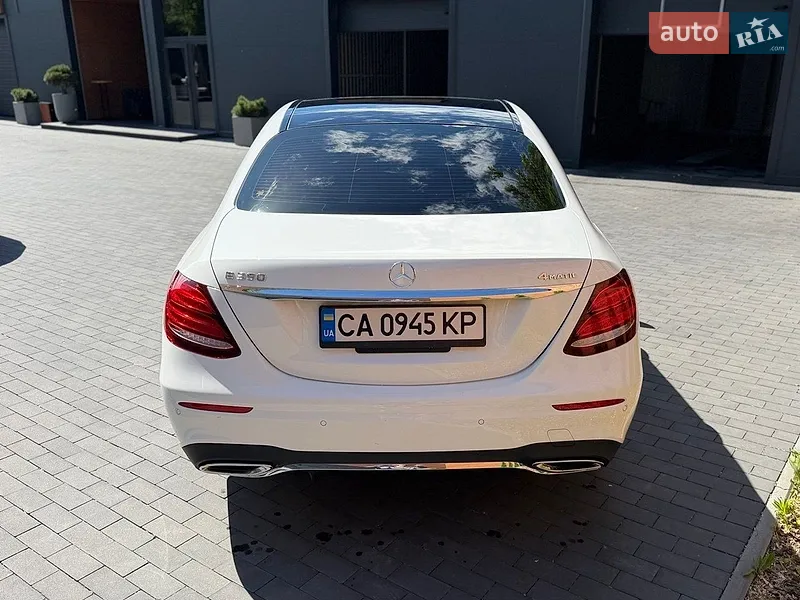 Mercedes-Benz E-Class 2019 VIN WDDZF8EB3LA699420 фото оголошення 5 з 71