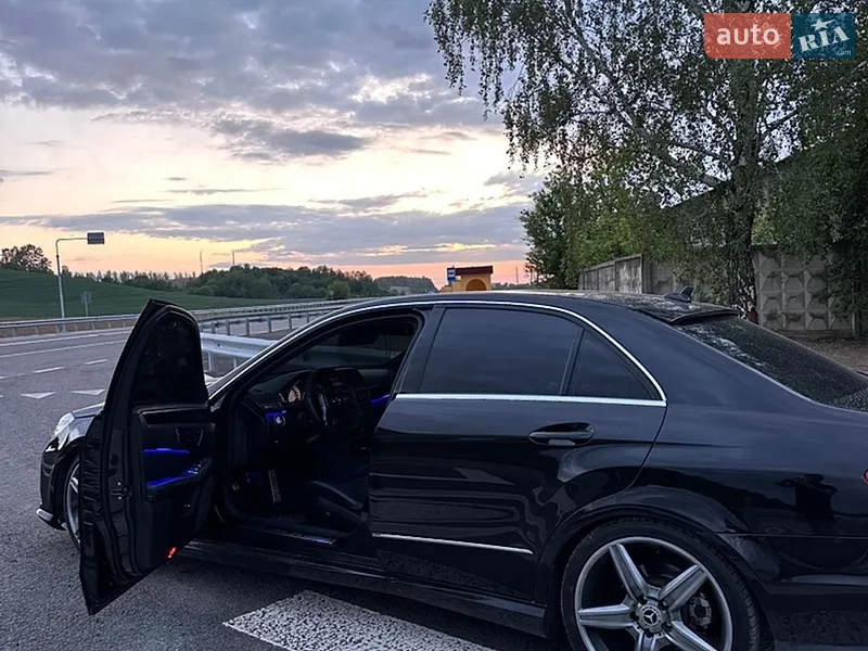 Mercedes-Benz E Class 2011 VIN WDD2120031A453474 фото оголошення 3 з 47