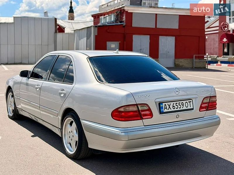Mercedes-Benz E-Class 2001 VIN WDB2100481B379519 фото оголошення 4 з 78
